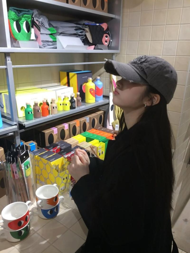 아이칠린 (ICHILLIN') 이지