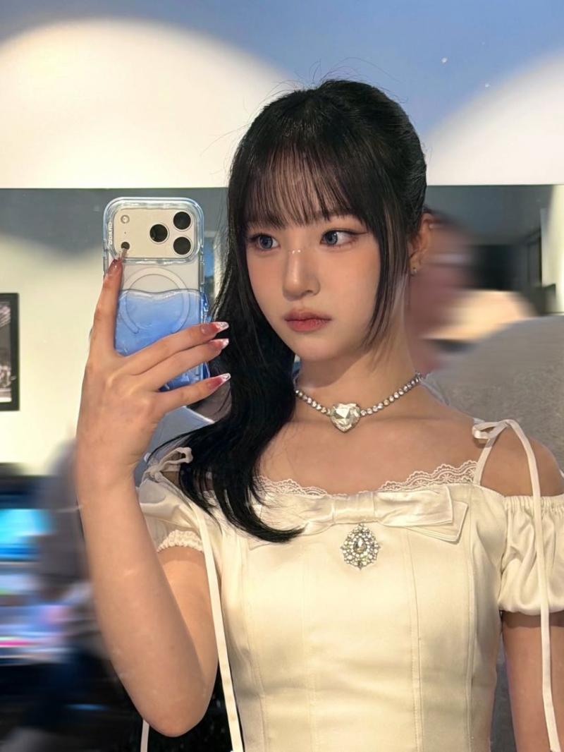 UNIS (유니스) 방윤하