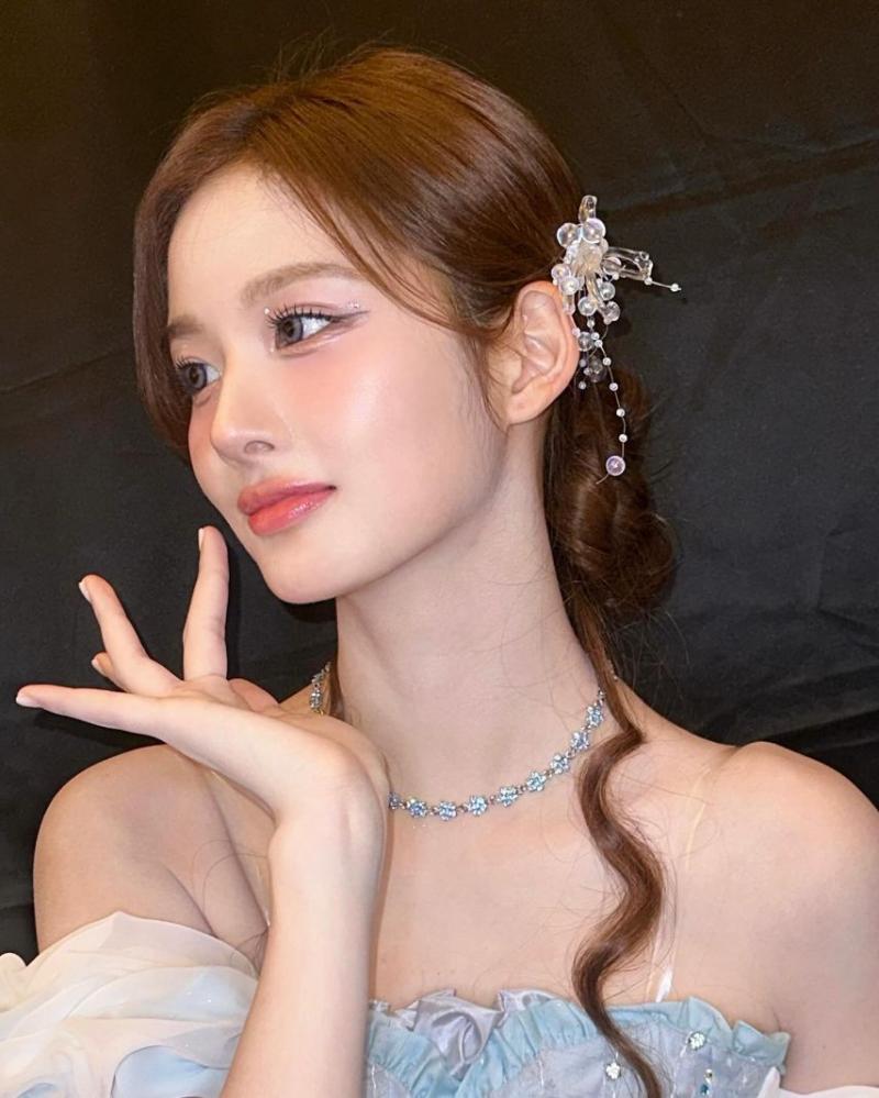 NMIXX (엔믹스) 설윤