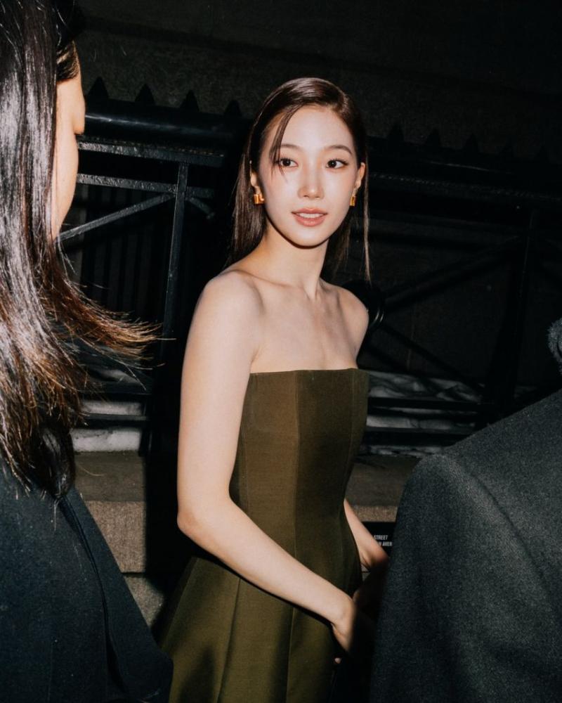 LE SSERAFIM (르세라핌) 카즈하