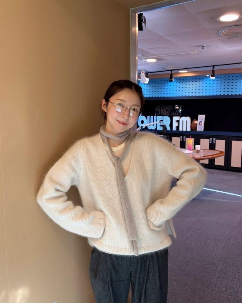 주현영 한복화보