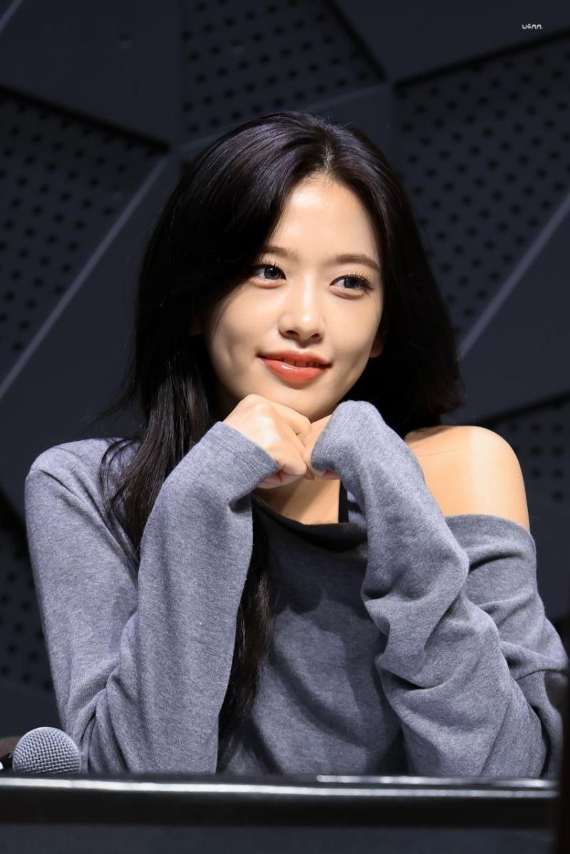 아이브 안유진