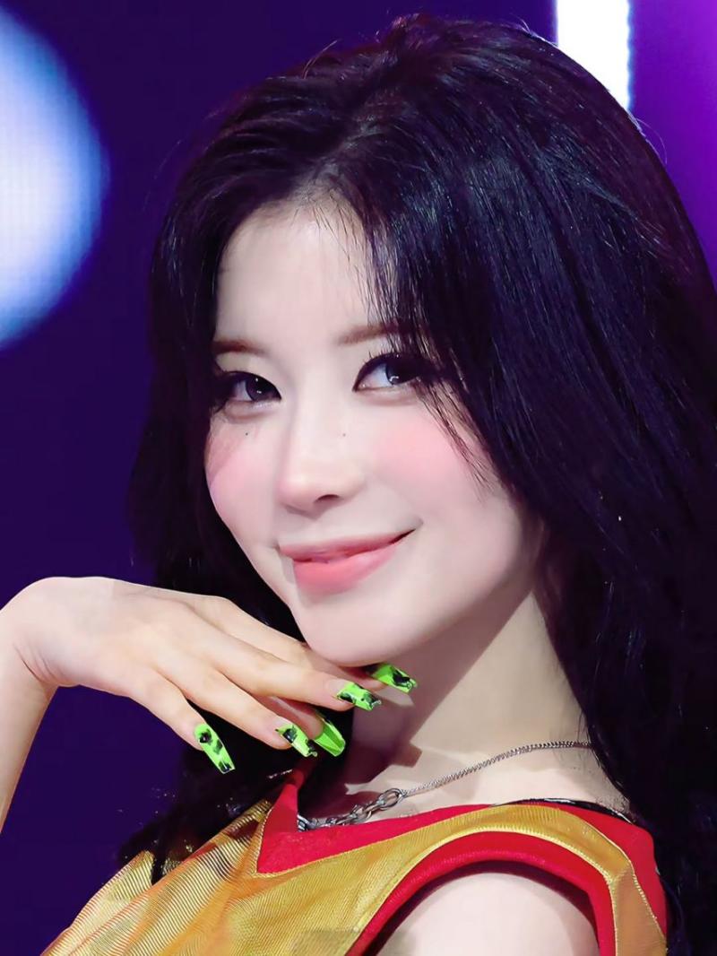 BABYMONSTER (베이비몬스터) 아사
