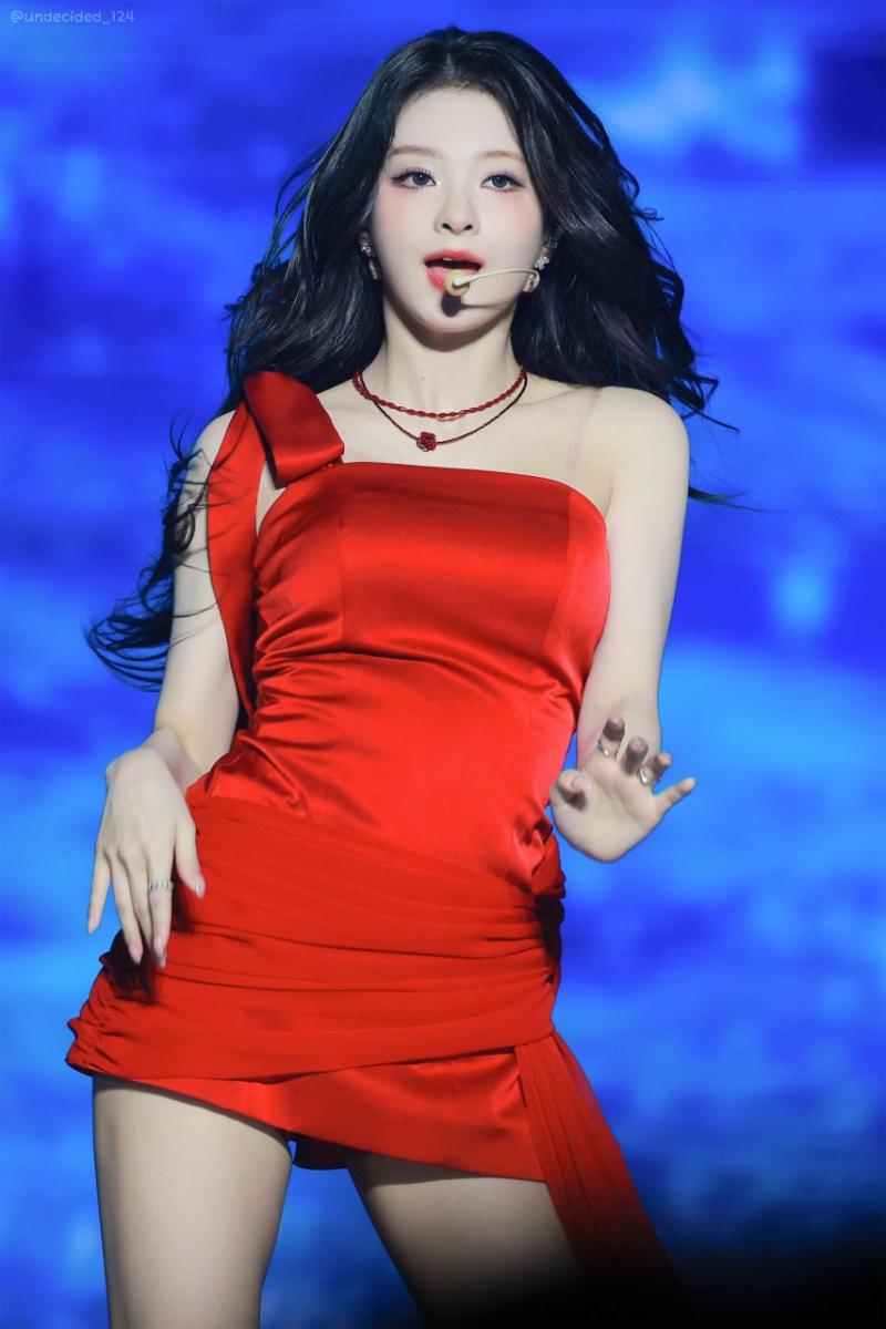 프로미스나인 이나경