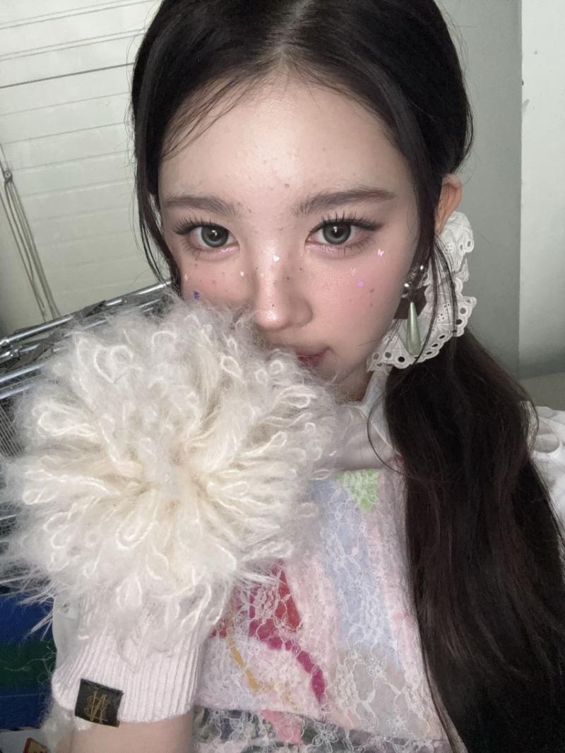 하츠투하츠 에이나