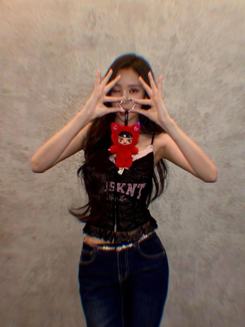 MEOVV (미야오) 나린