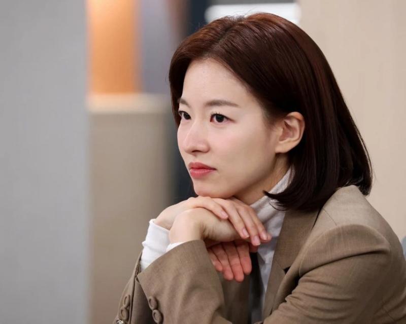 연패에 화나서 주먹질하는 고해형 이시아 등