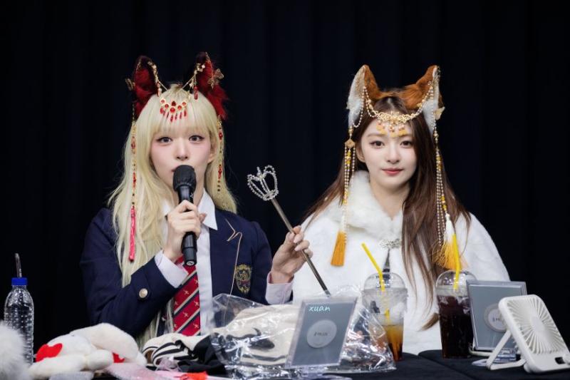 프로미스나인 이채영 이나경