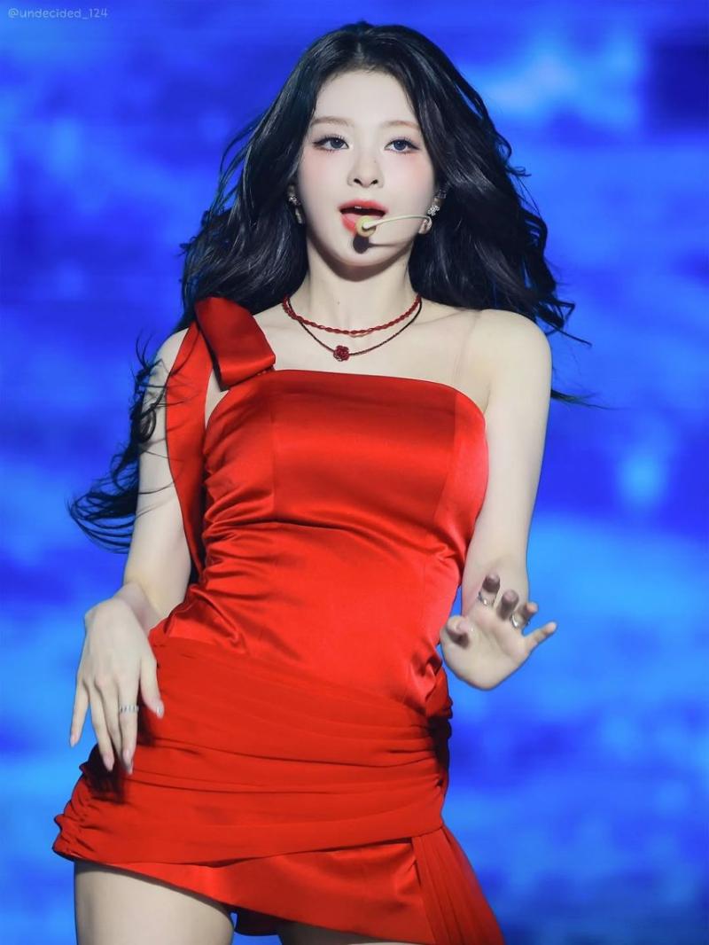프로미스나인 (fromis_9) 이나경