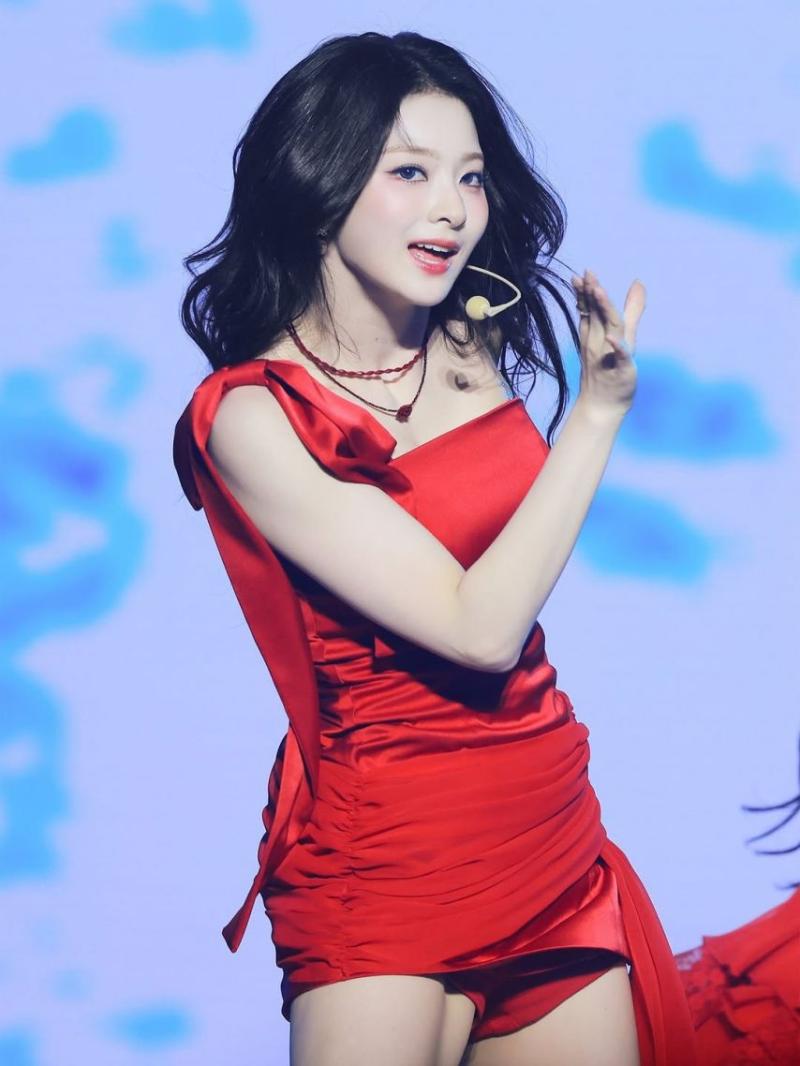 프로미스나인 (fromis_9) 이나경