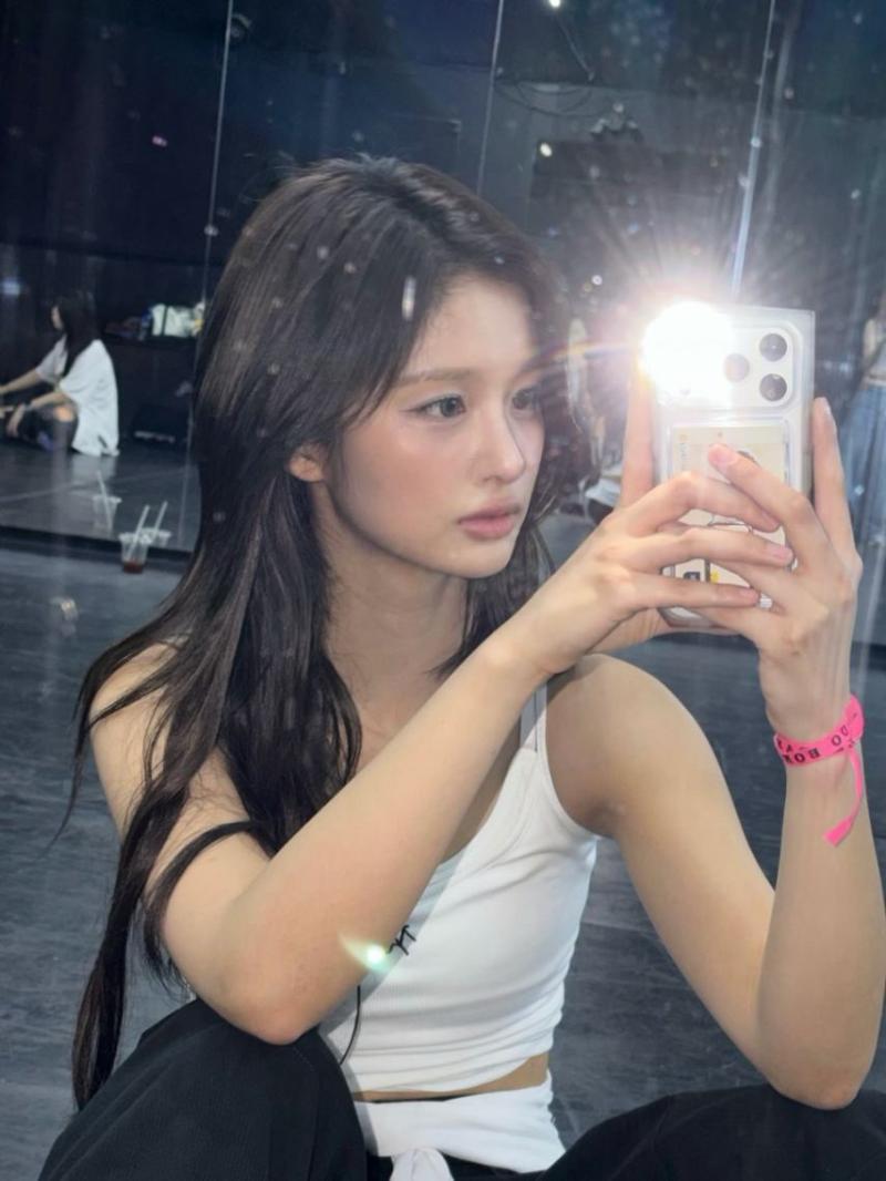 NMIXX (엔믹스) 설윤