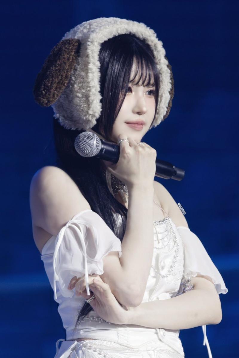 프로미스나인 송하영