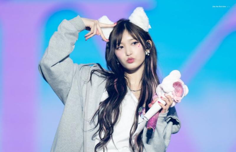 0221 아이브 이서 DAY