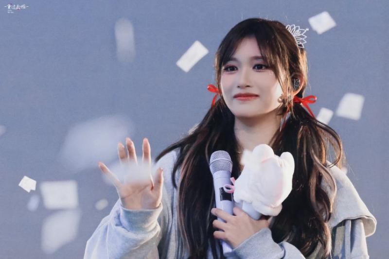 0221 아이브 이서 DAY