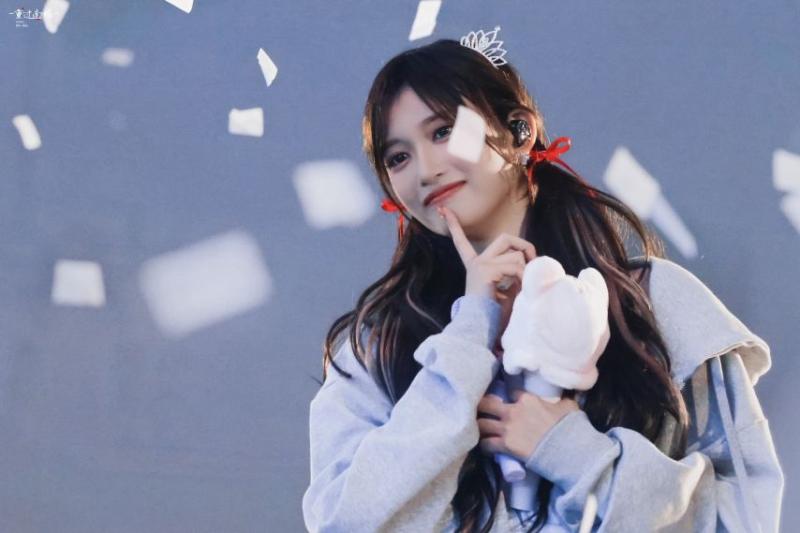 0221 아이브 이서 DAY