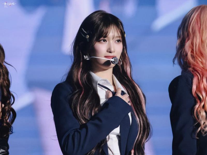 0221 아이브 이서 DAY
