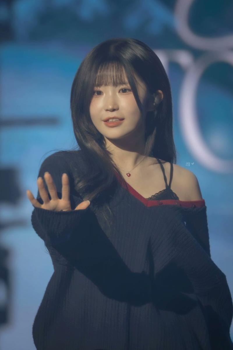 프로미스나인 송하영