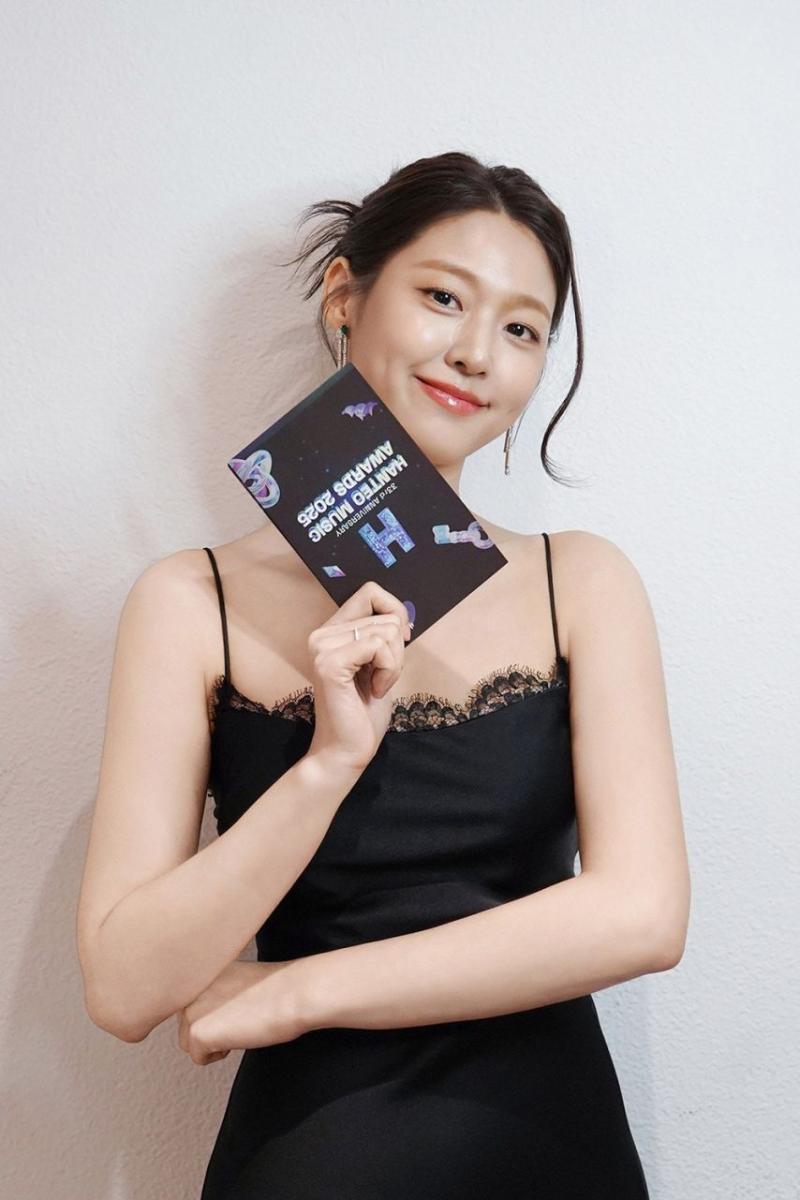 설현