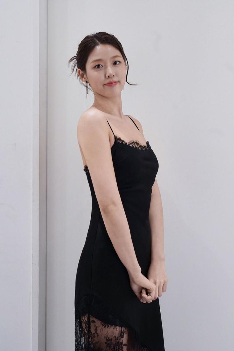 설현