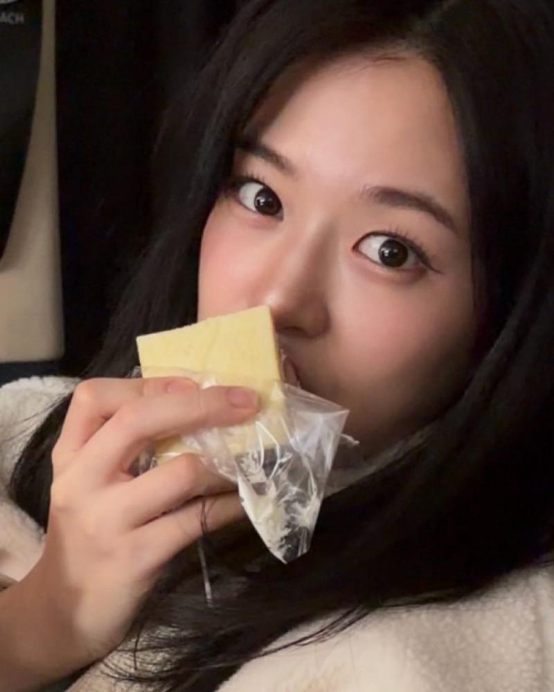 아이브 안유진