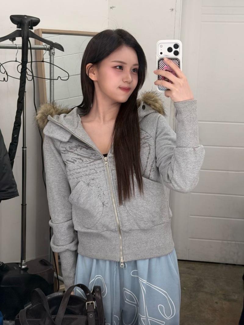 엄지 VIVIZ비비지 인별