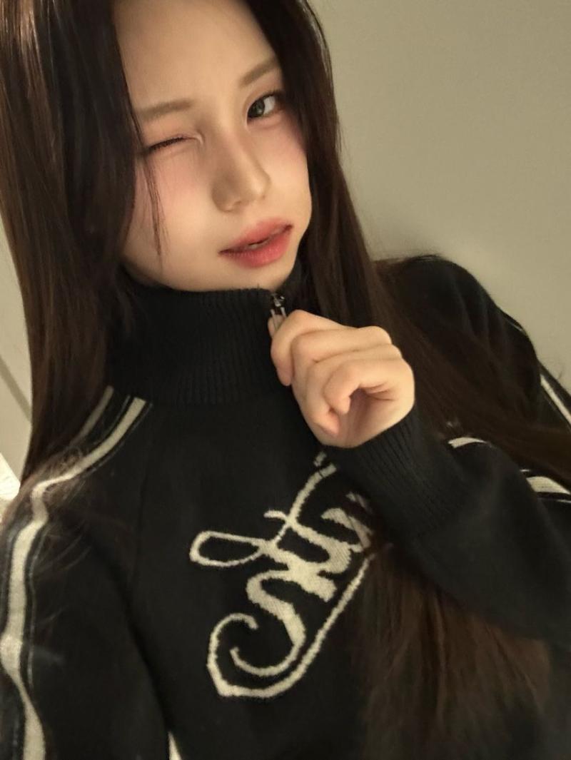 엄지 VIVIZ비비지 인별