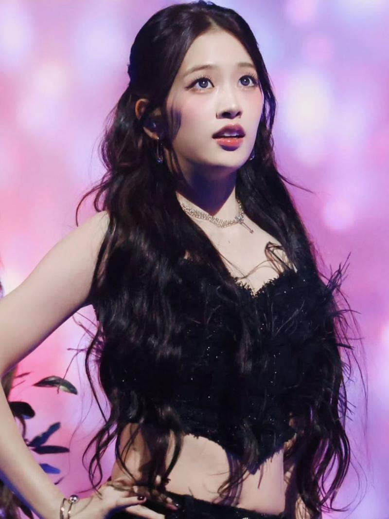 아이브 안유진