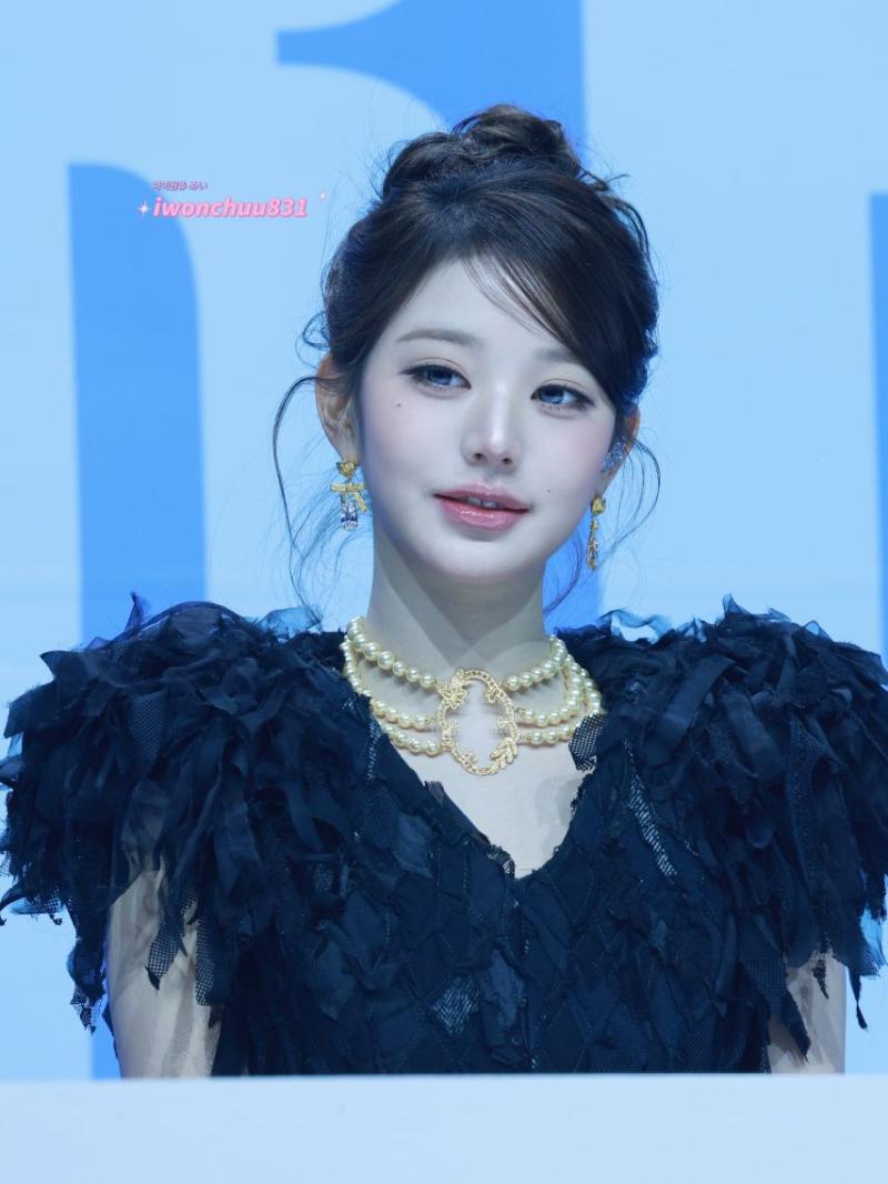 아이브 장원영 (오늘 쇼케이스)