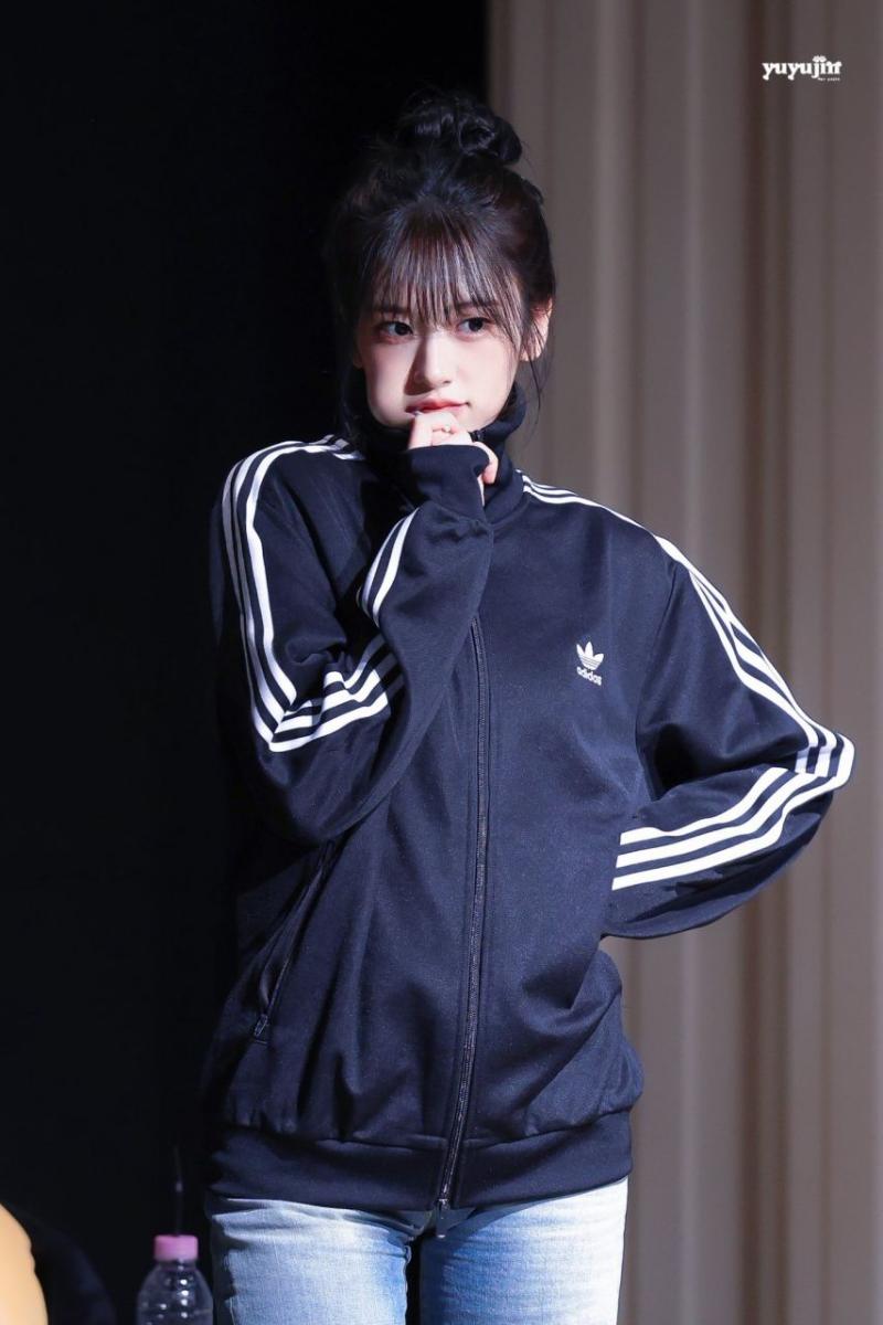아이브 안유진