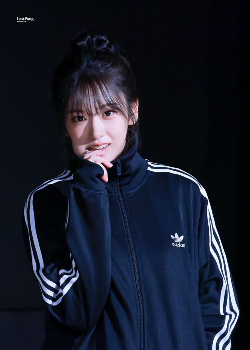 아이브 안유진