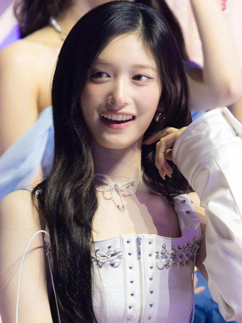 IVE (아이브) 이서