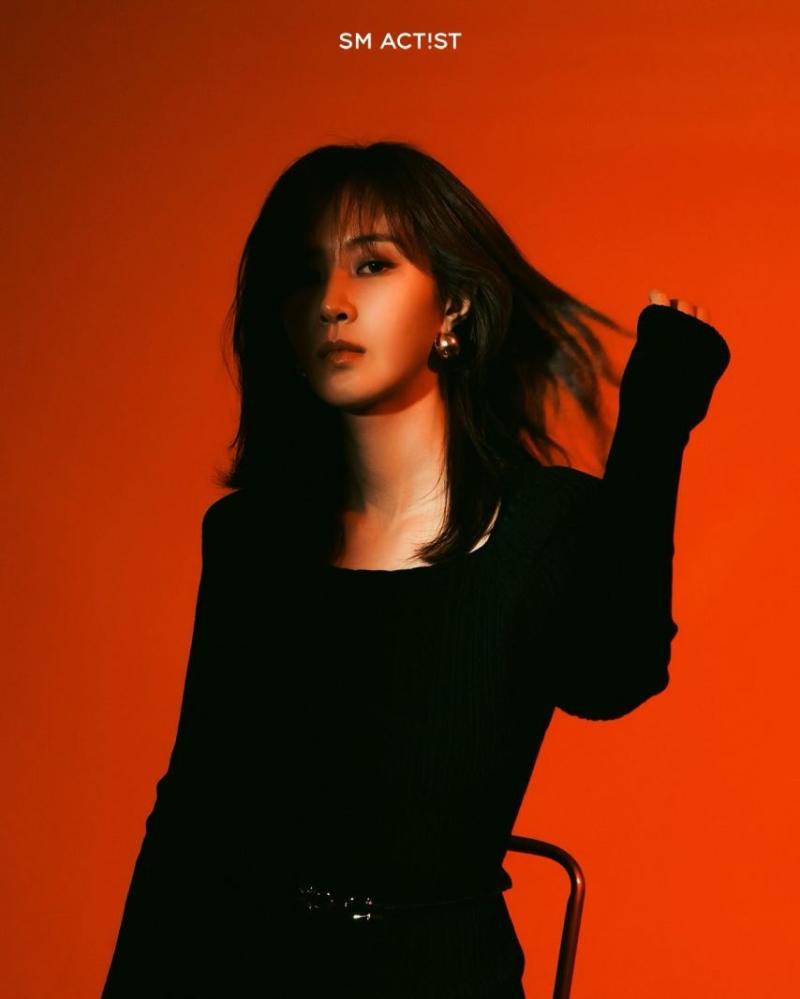 윤아 소녀시대 버버리/ 권유리/ 효연 유리 수영