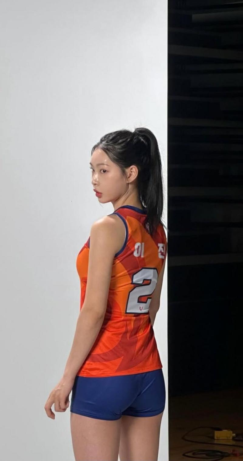 원더독스 배구선수 이진.jpg