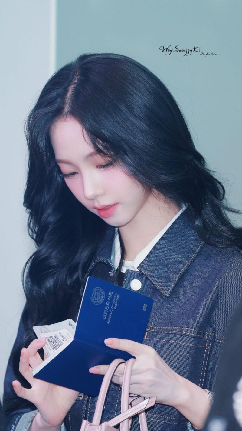 에스파 카리나 밀라노로 출국