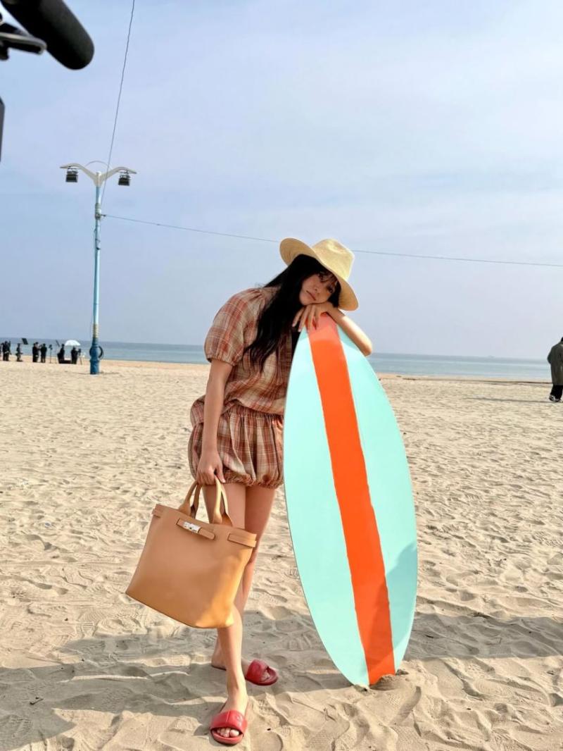 김세정 SNS