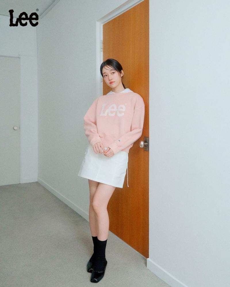 노윤서 Lee리