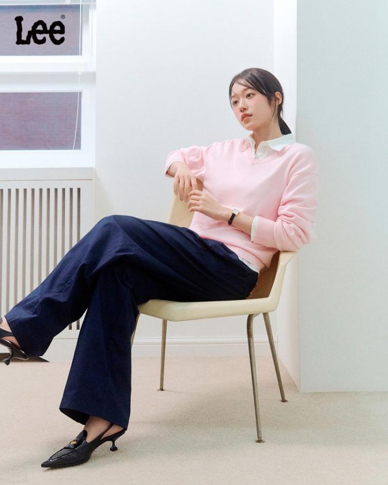노윤서 Lee리