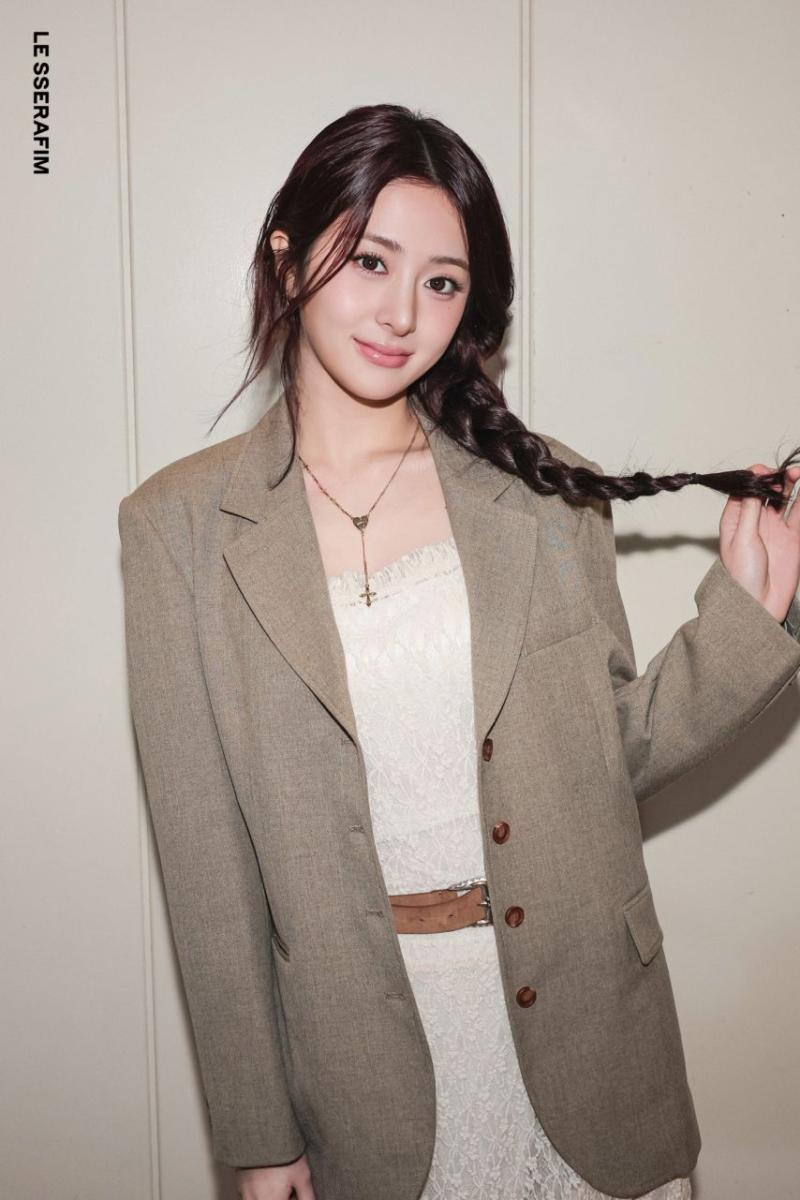 르세라핌 허윤진