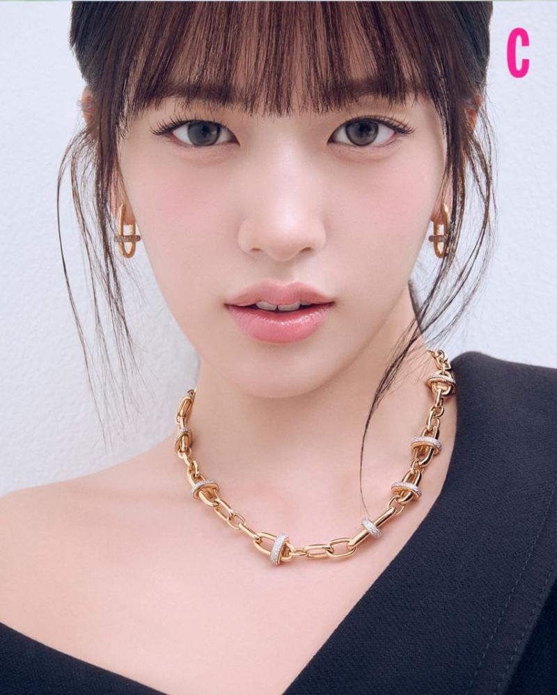 아이브 안유진 코스모폴리탄