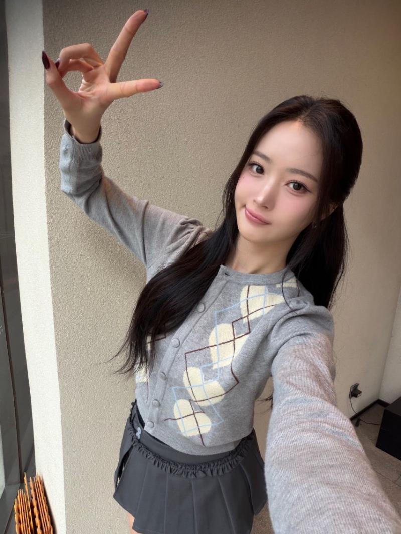 하이키 휘서, 리이나, 서이, 옐
