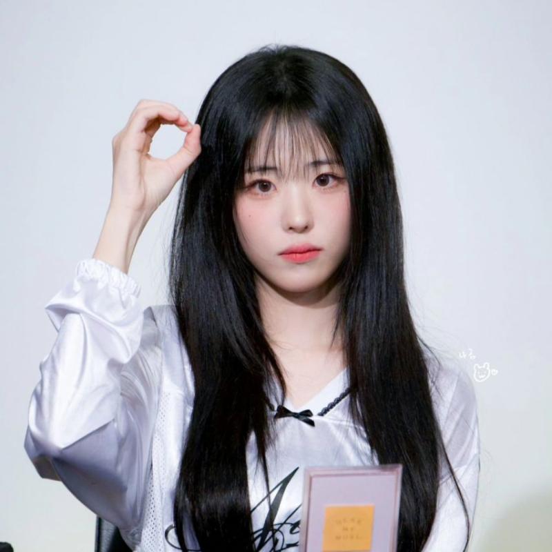 QWER 히나