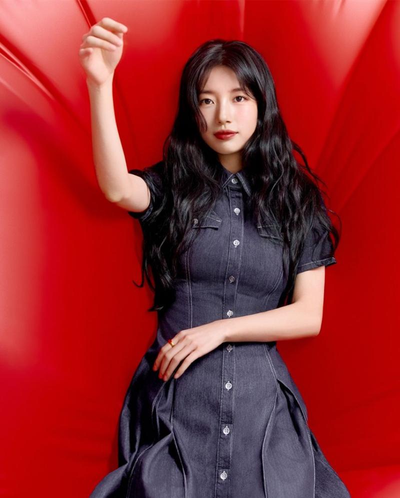 수지 GUESS게스 등