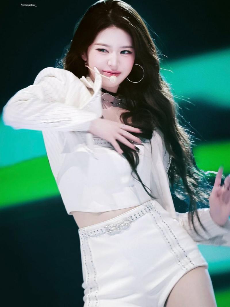 IVE (아이브) 장원영