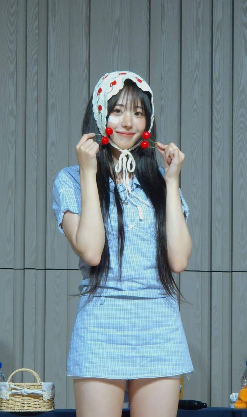 QWER 히나