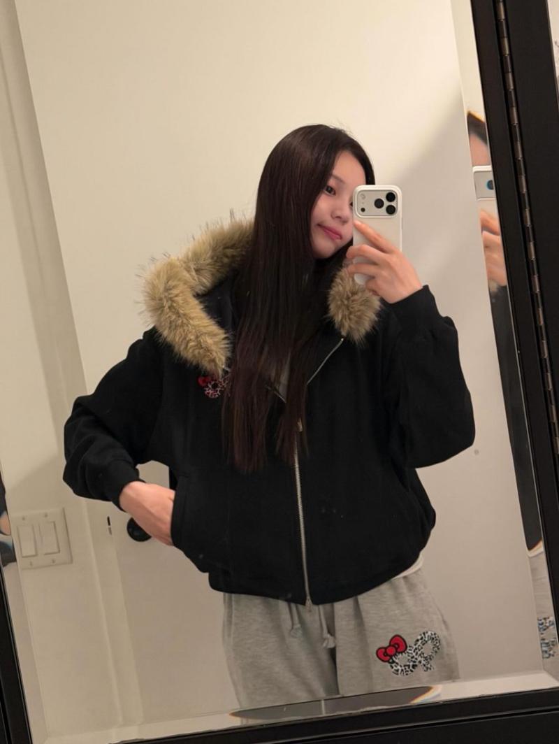 엄지 VIVIZ비비지 인별