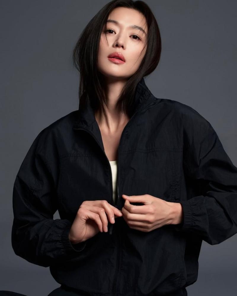 탑텐 2026 새로운 앰버서더 배우 전지현.JPG