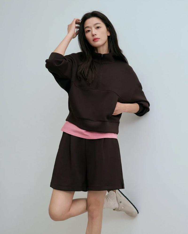탑텐 2026 새로운 앰버서더 배우 전지현.JPG