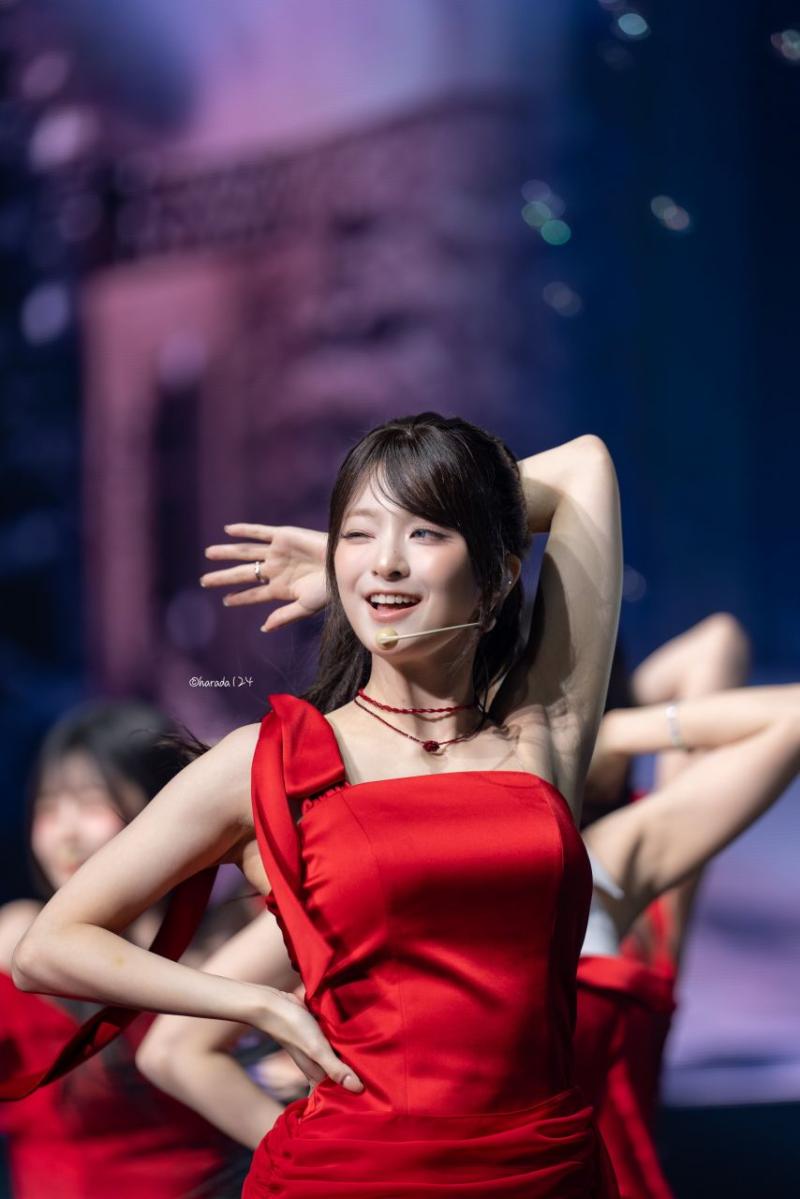 프로미스나인 이나경