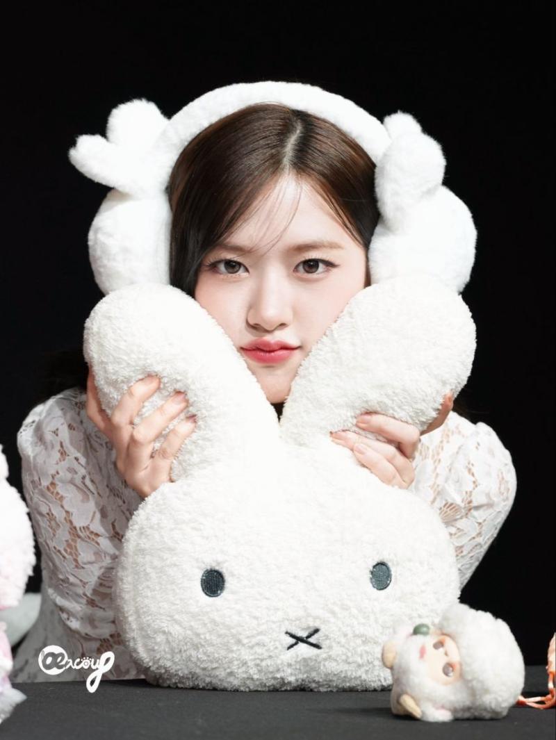 아이브 안유진