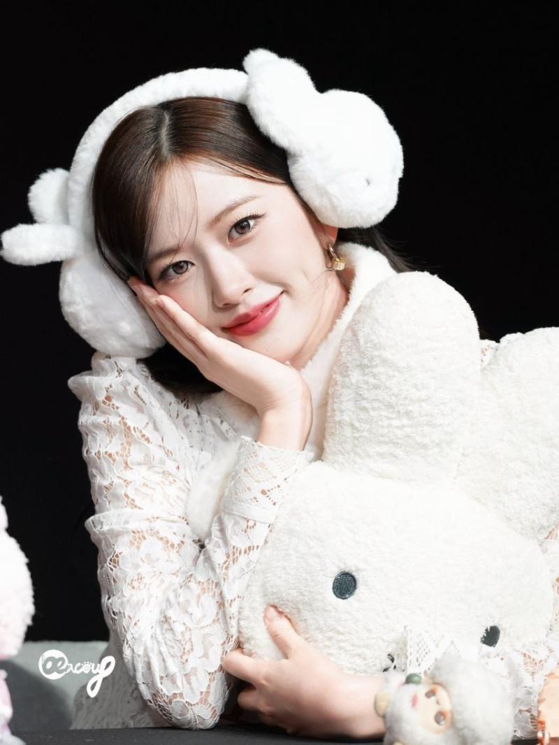 아이브 안유진